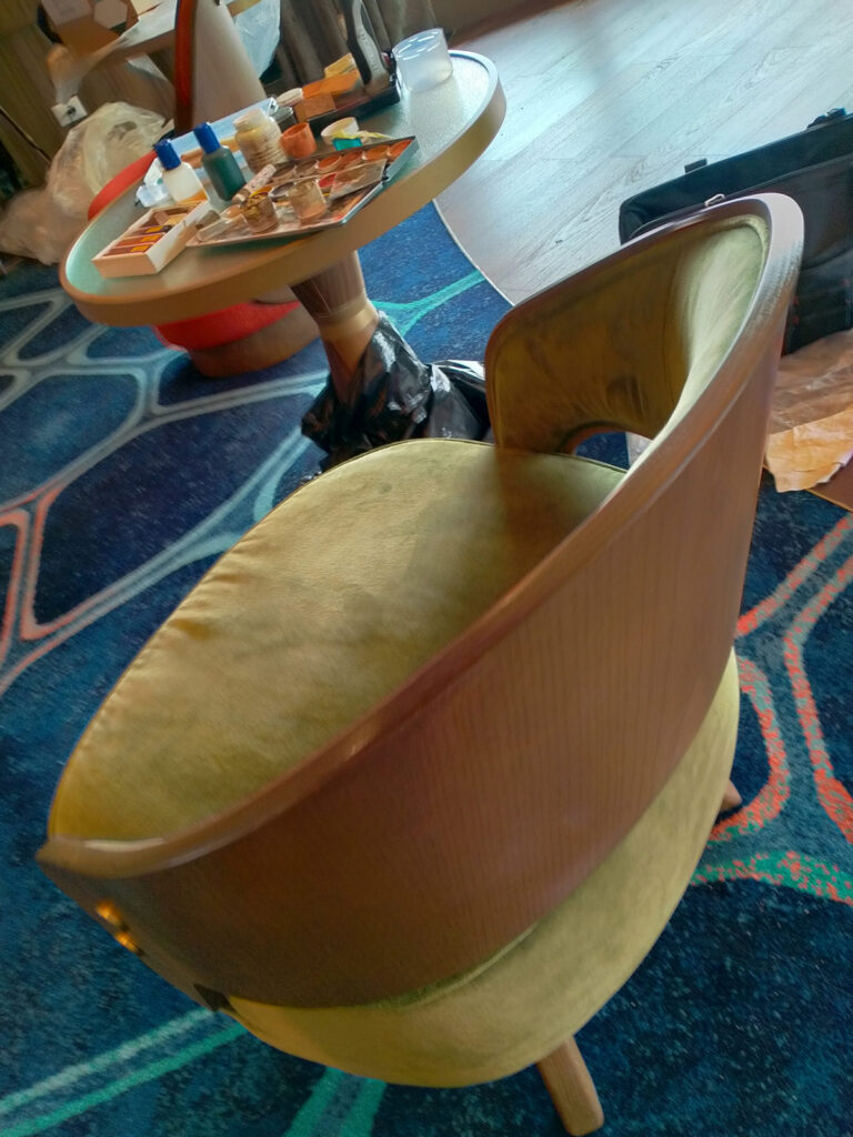 naprawiony element fotela/krzesła barowego - oparcie